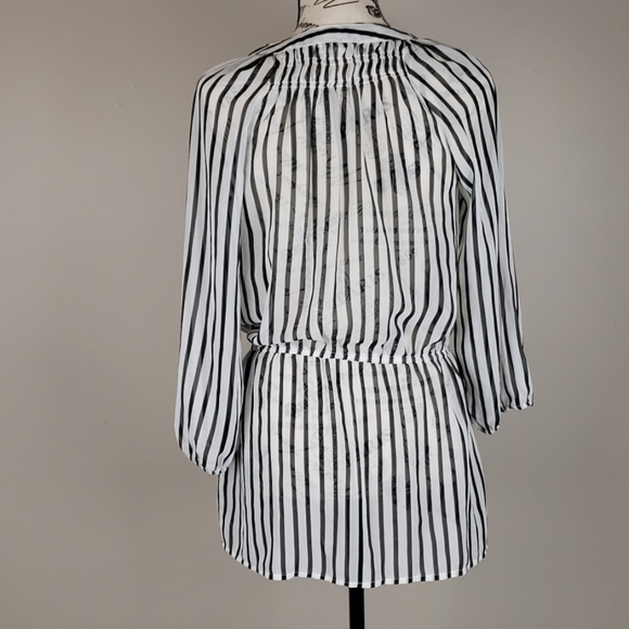 Love, Fire 🔥 black & white  blouse top shirt - Picture 3 of 5